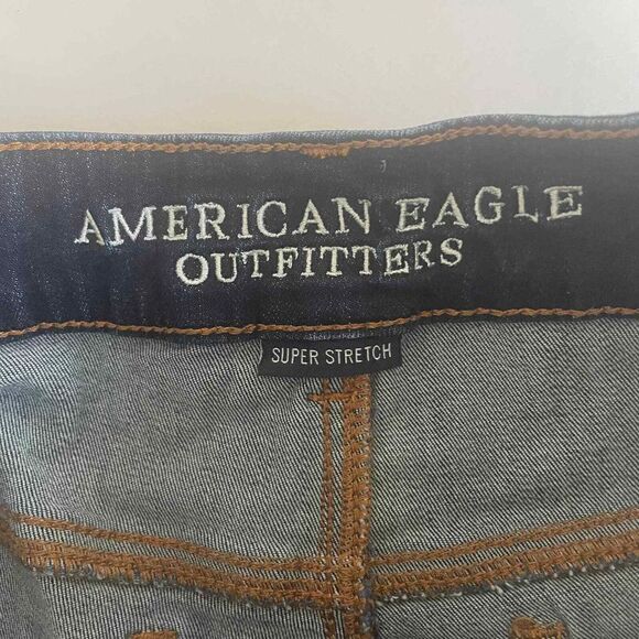 American Eagle Hi Rise Shortie Cutoff Denim Shorts size 4 - Picture 3 of 8